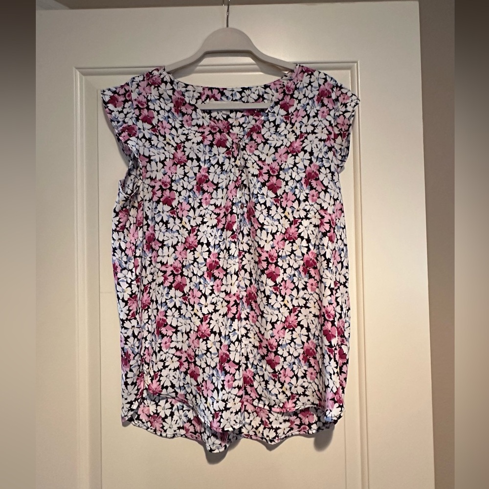 Loft Floral Pink and White Women's Top